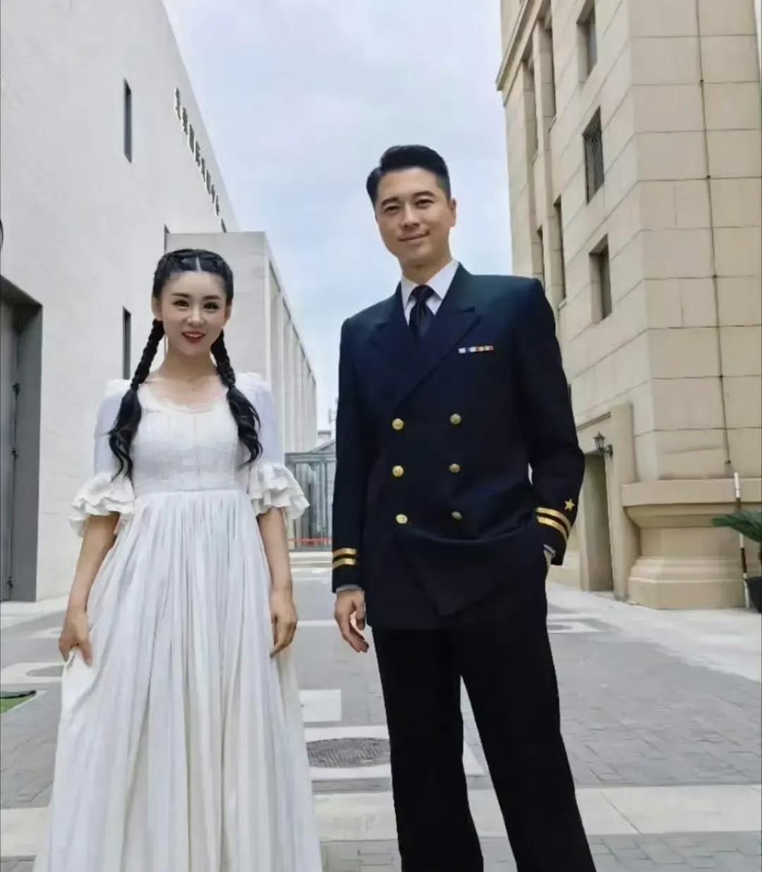 娱乐圈最低调最甜的一对夫妻应该是他俩了吧！