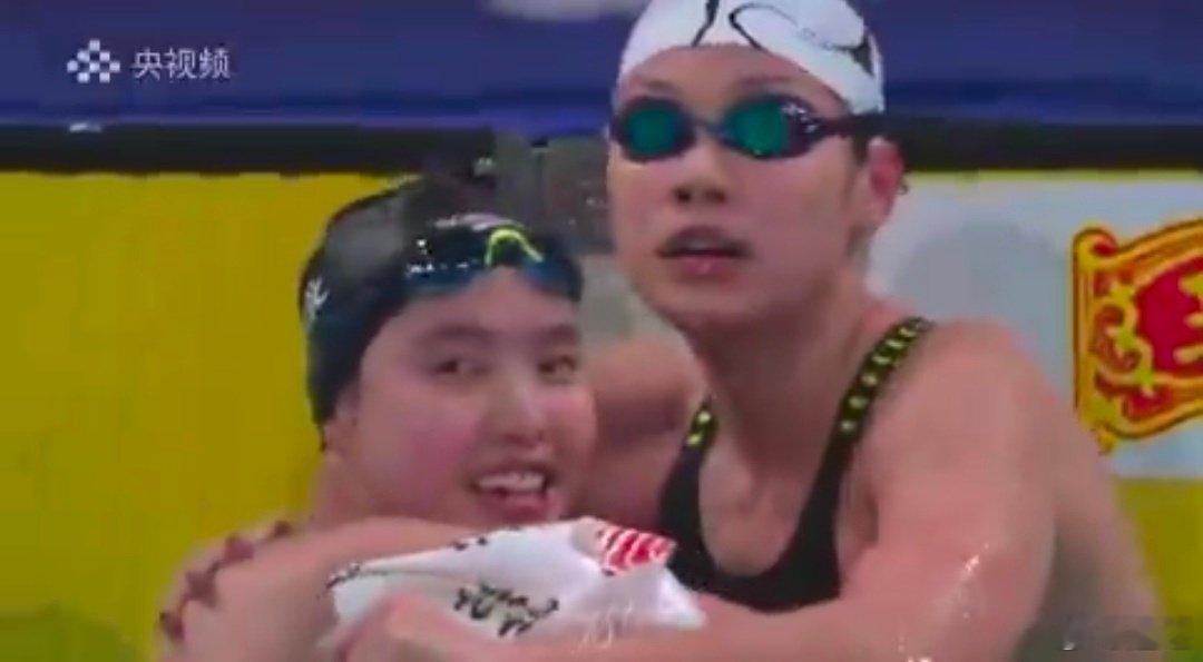 #中国游泳队金金金金金#于子迪这个世界历史第二好成绩，让欧洲和美国的媒体都发社交媒体惊叹，13岁啊。