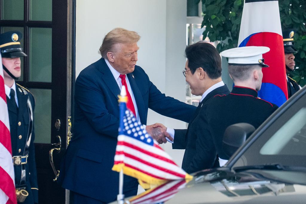 特朗普一声令下，韩国“枪口”对准中国，李在明要暴露真面目了？最近韩国出了个挺