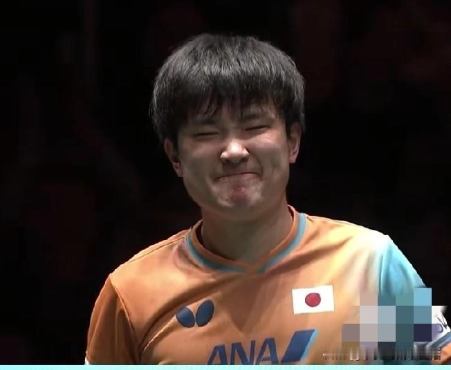 张本智和不服气还记仇。他在成都混团赛后采访说：的确发生了很多，当然也没有必要说出