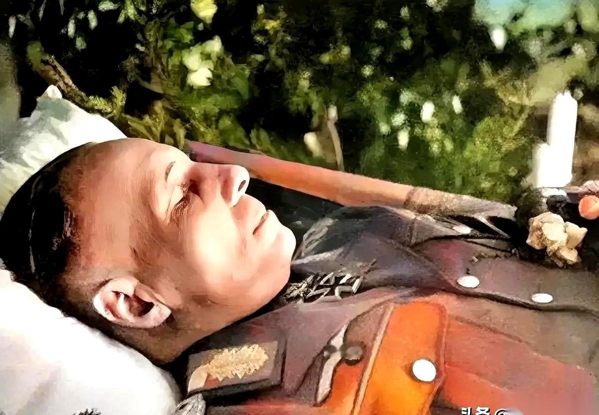 一杯毒药递到嘴边，咽下去，老婆孩子就能活。换你，你敢不敢喝？1944年，一个5