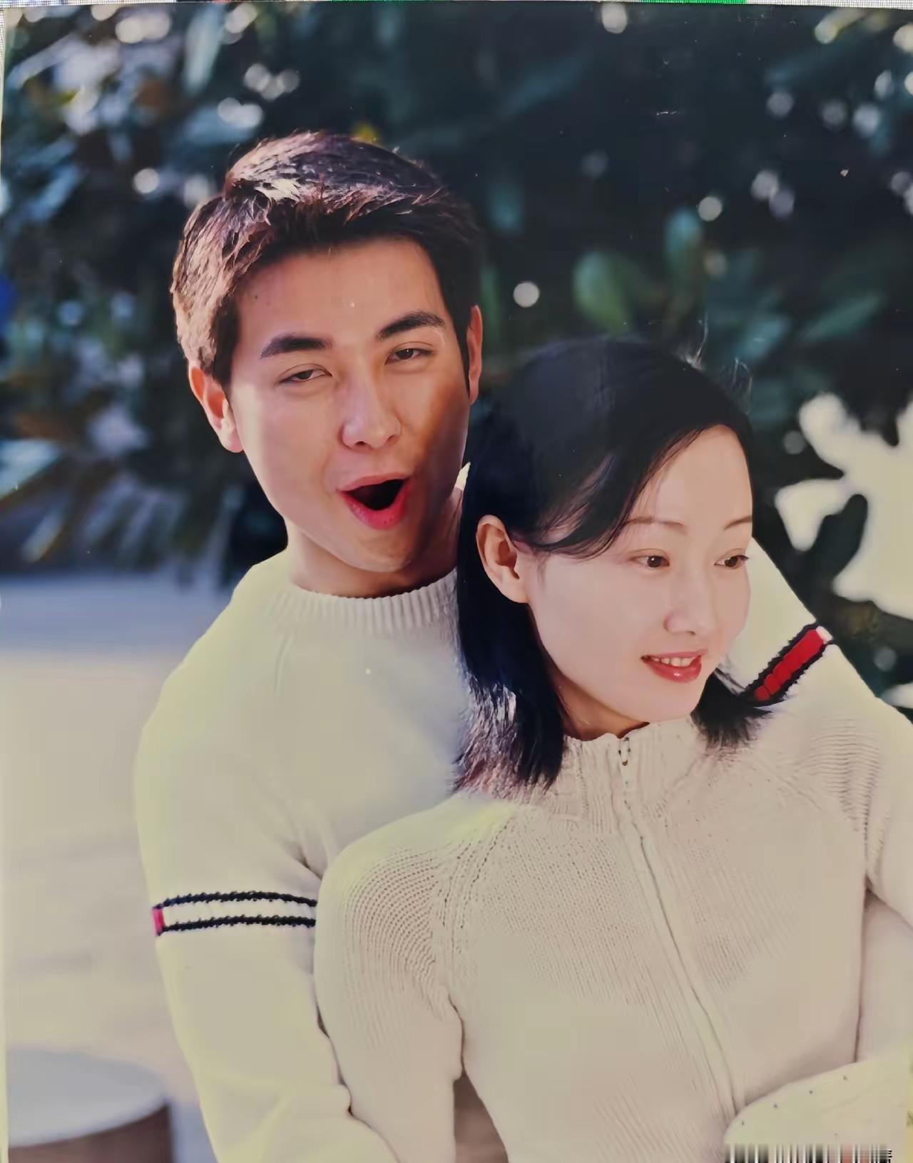 到底是什么样的不甘心，能让一个女人15年后，还在对着媒体指控同一个男人？保剑锋