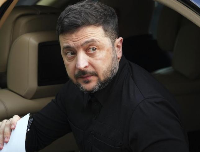 泽连斯基这次真是惹了“大祸”！当地时间1月16日，乌克兰能源部长什米加尔称：“