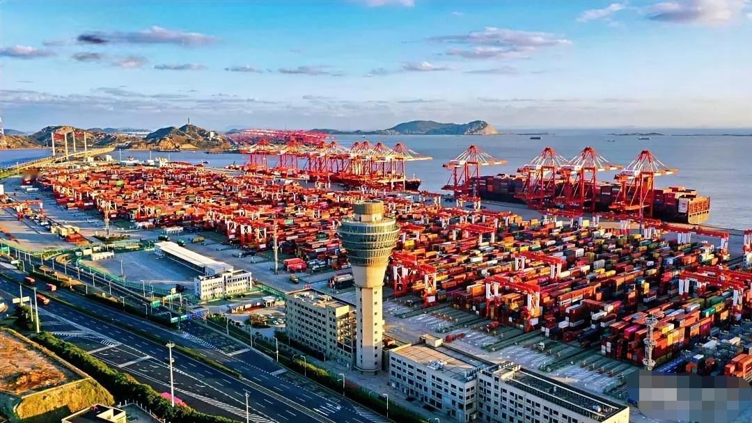 急了，美国示好中国当地时间30日，根据接近美国政府的人士透露，美国已经批准三星