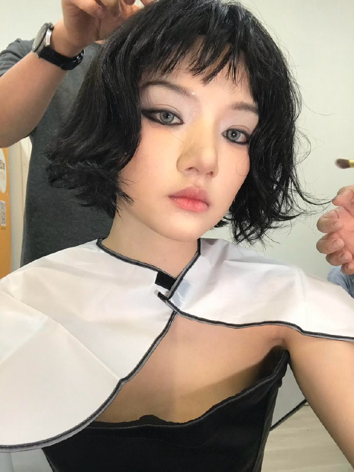 这居然是任敏吗没认出这是任敏没认出这是任敏