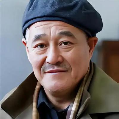 赵本山曾吐露真心话，道出一段现实感慨：“如果二十岁前我没在农村生活过，我这辈子大