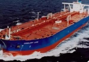 强盗开始动手了，委内瑞拉海域一艘30万吨装满油的船被美国扣押，12月10日，这艘