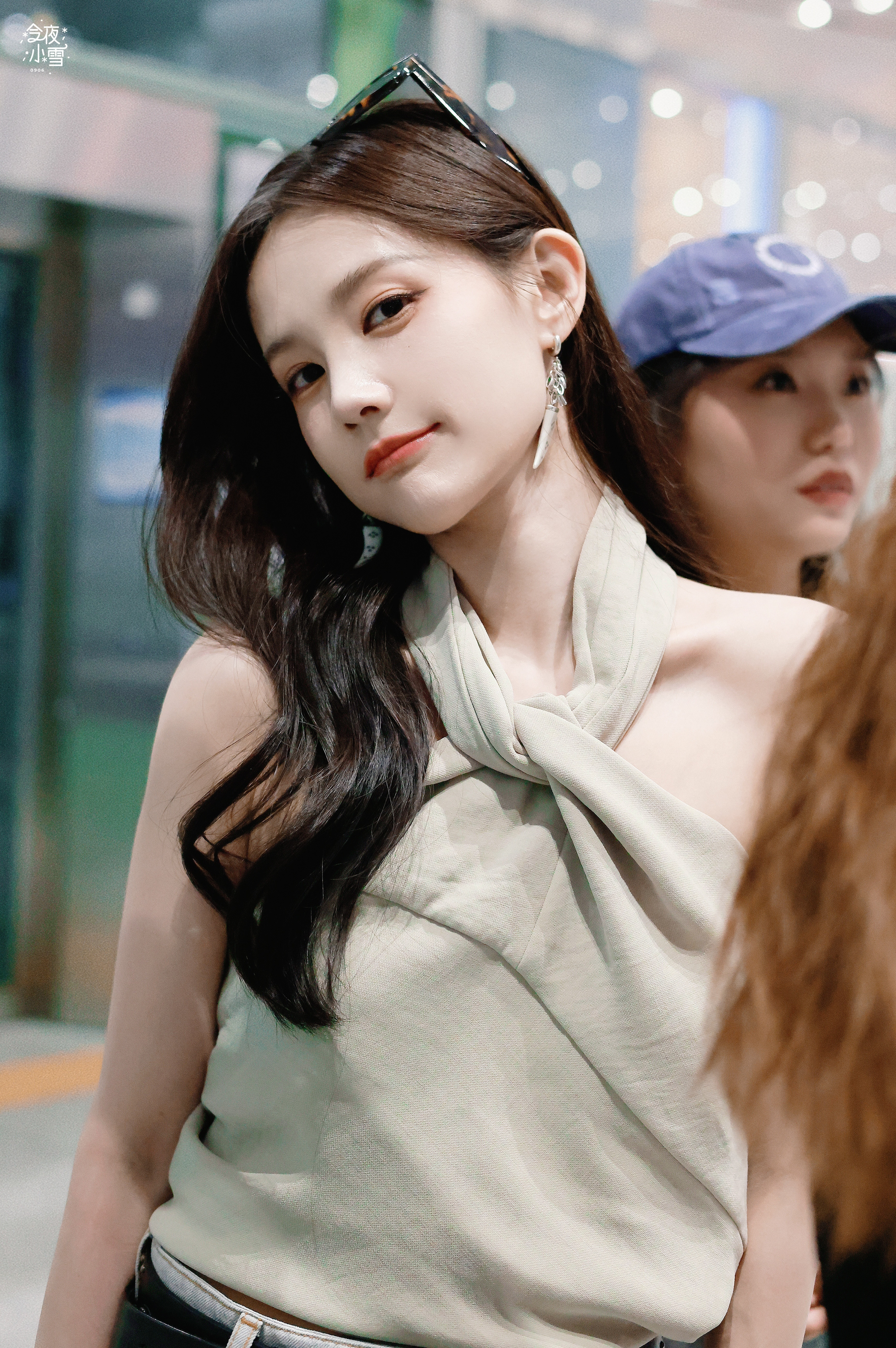 李一桐李一桐女人的背后永远是我们自己李一桐陈星旭排名不分先后李一桐请离粉丝的生