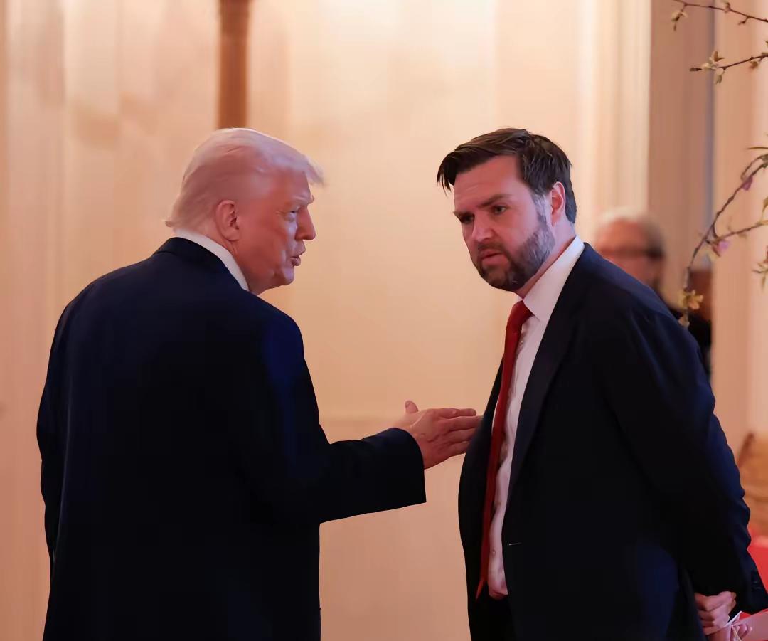 万斯披露谈判内容：“特朗普总统说，只要伊朗承诺不拥有核武器，我们就会让伊朗经济繁