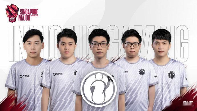 弹幕问Emo大神拿过冠军吗？Emo大神说拿过啊，TI也拿过第四dota2dota