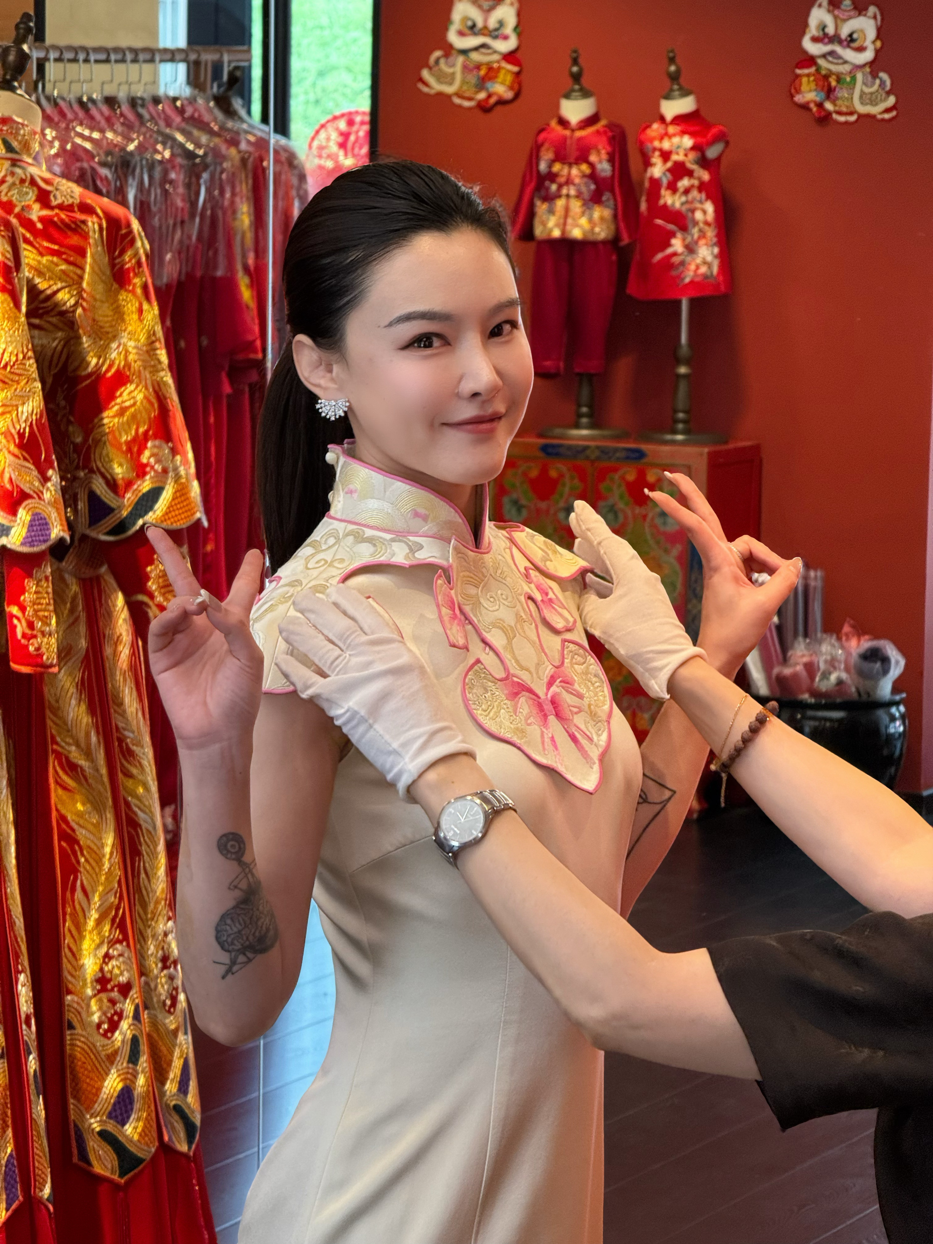 忍不住发了，我的美少女战士旗袍🎀明年带去意大利旅行结婚🧏🏻‍♀️​​​