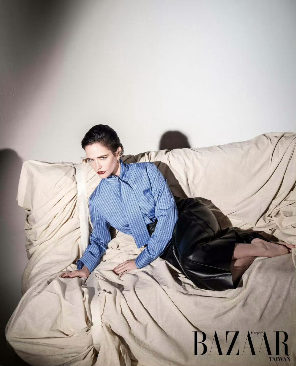 Harper’sBazaarTaiwanDecember2025中