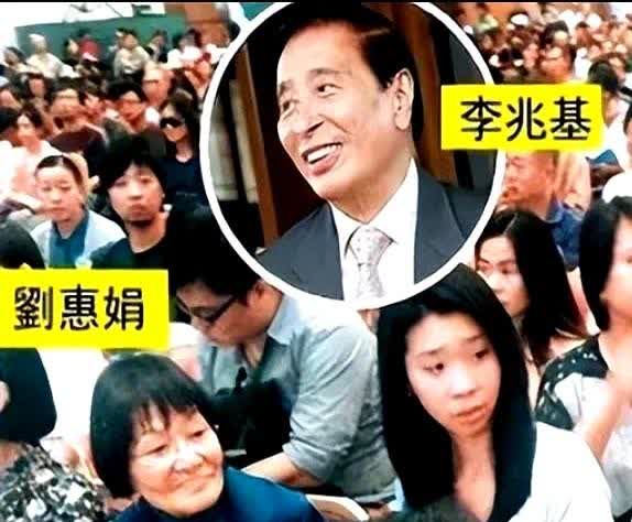 与李嘉诚相爱相杀了一辈子的李兆基走了，他不是死于疾病，也不是死于孤独，而