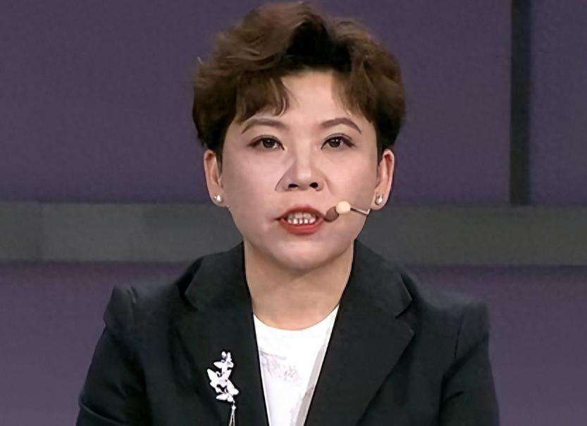 改国籍、给洋人下跪，败光20亿，邓亚萍身上的谣言，究竟有多离谱邓亚萍身上这三