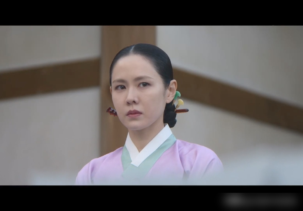 孙艺珍那张脸，是电脑一笔一笔画出来的。Netflix砸钱拍了部19禁，结果最露骨的不是床戏，是技术。