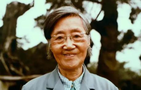 1960年，北大才女王承书扔下丈夫儿子不辞而别，丈夫张文裕翻遍北京城找不到人，1