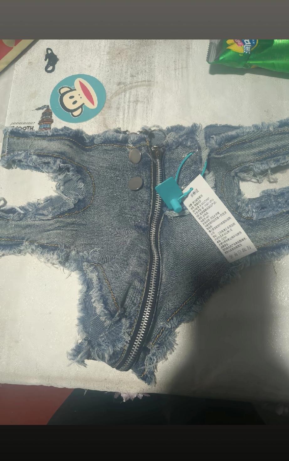 我就想知道这个买回来咋穿的[捂脸哭][捂脸哭][捂脸哭]