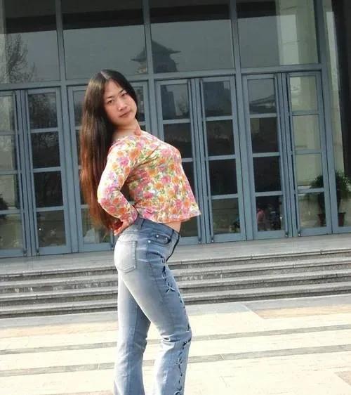 回忆21世纪初的网红们本文为凭记忆输出，尽量不查资料，力求真实还原。1.芙蓉