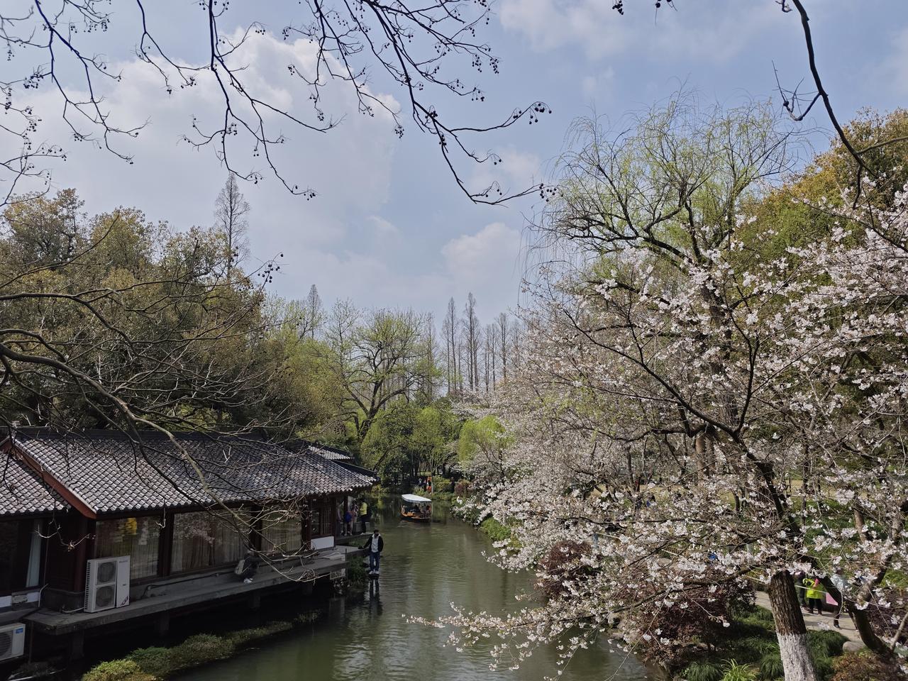 对待孩子是来报恩还是还债的说法我认为天道岂是随便人可以弄懂的，就像你站在高处，看