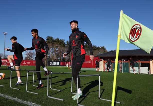 AC米兰大菲儿，练起来。sempremilan
