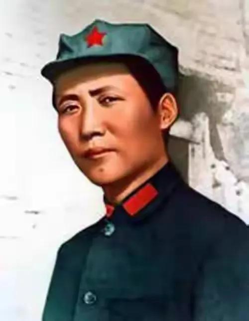 新中国八大伟人一，毛泽东（无产阶级革命家，政治家，军事家，思想家）二，周
