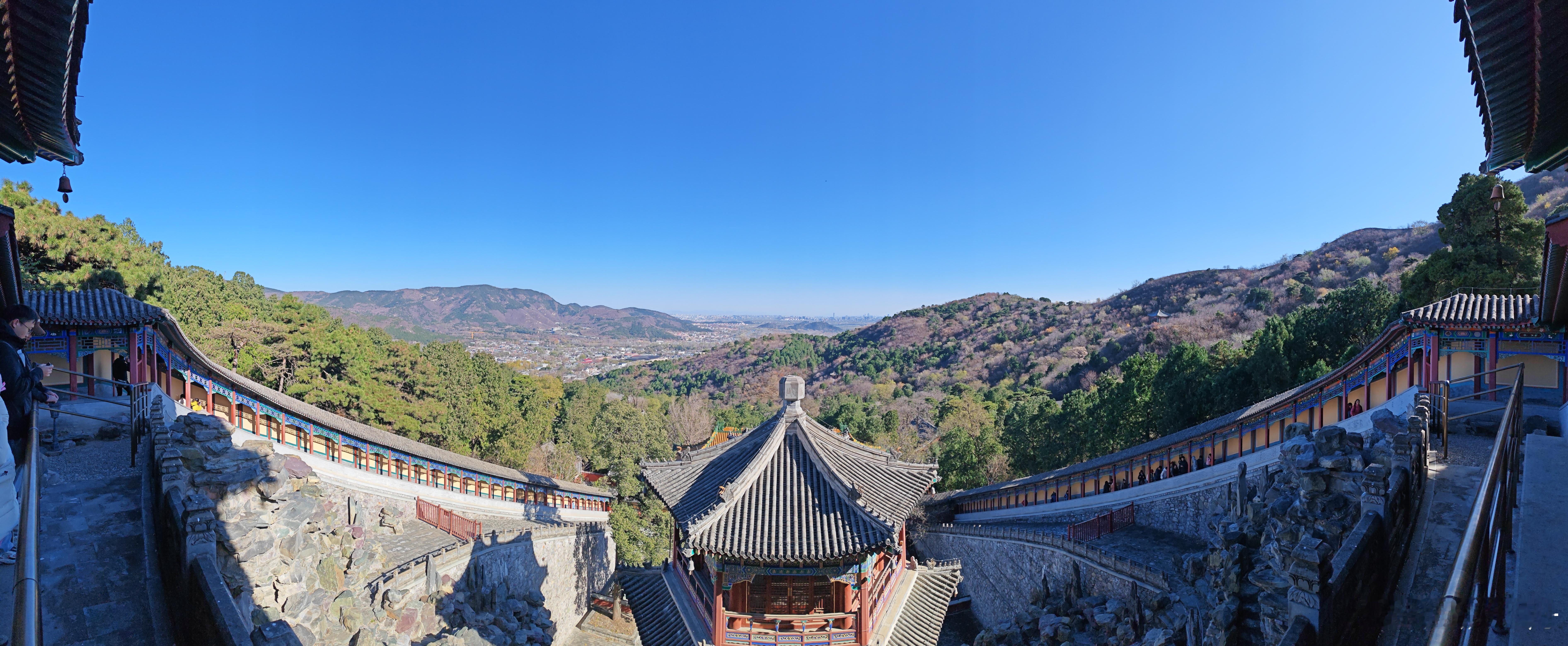 天气不错，去爬山