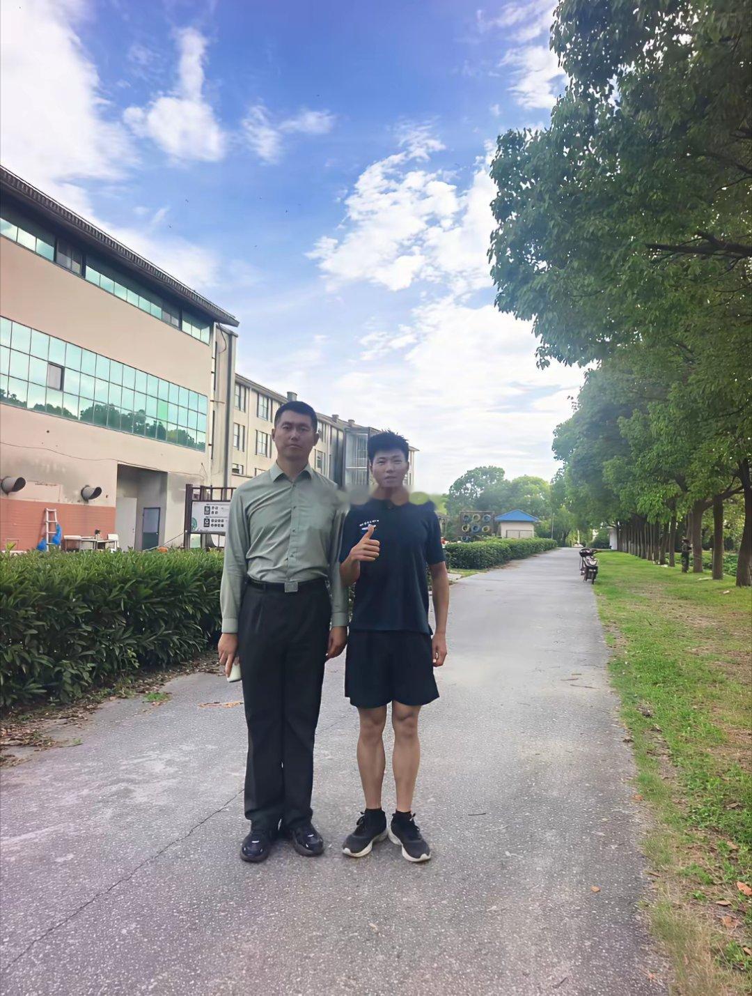 有幸遇见标杆人物张自轩班长