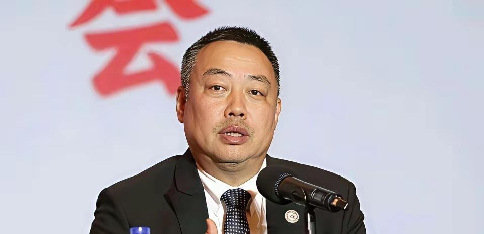 全网在喊刘国梁回归，王励勤下课！真正懂球的人，才看清现状有多难。最近国乒成绩波