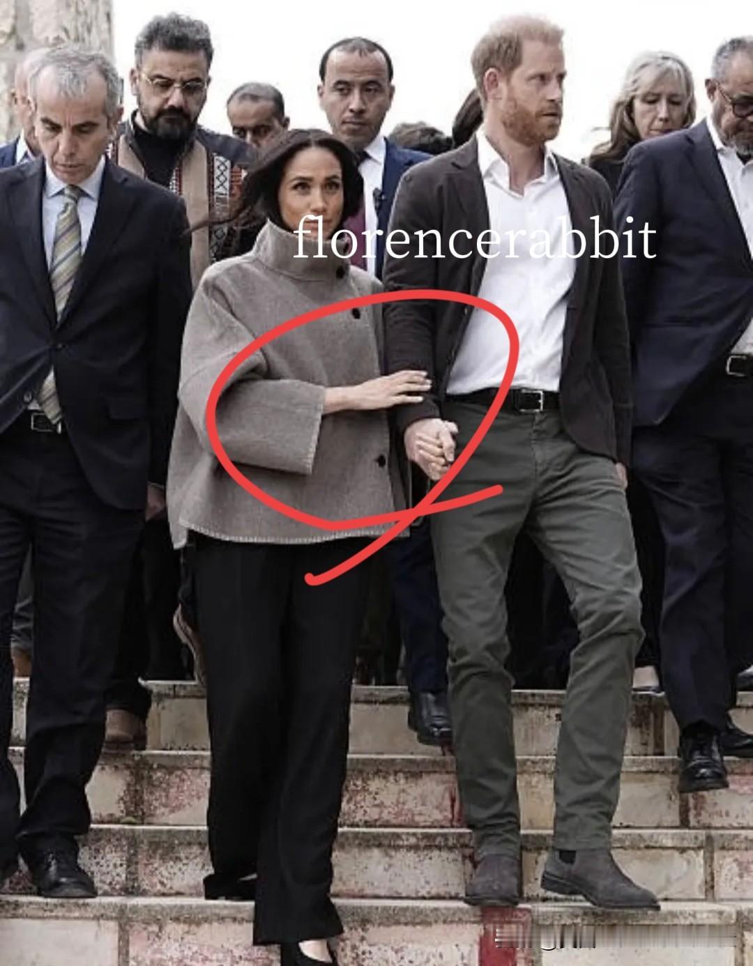 尼日利亚、哥伦比亚、乌克兰，现在又加上约旦。。。看到现场有大批的摄像机，梅根赶紧