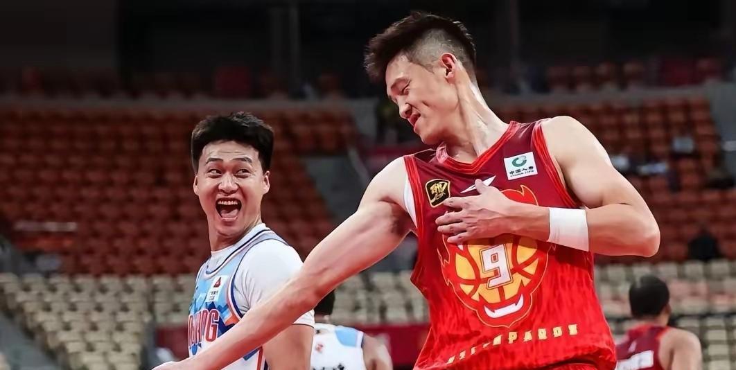 周鹏自爆将于赵睿合体，共同代表广东队，征战6月即将开打的全运会。赵睿真是敬业，