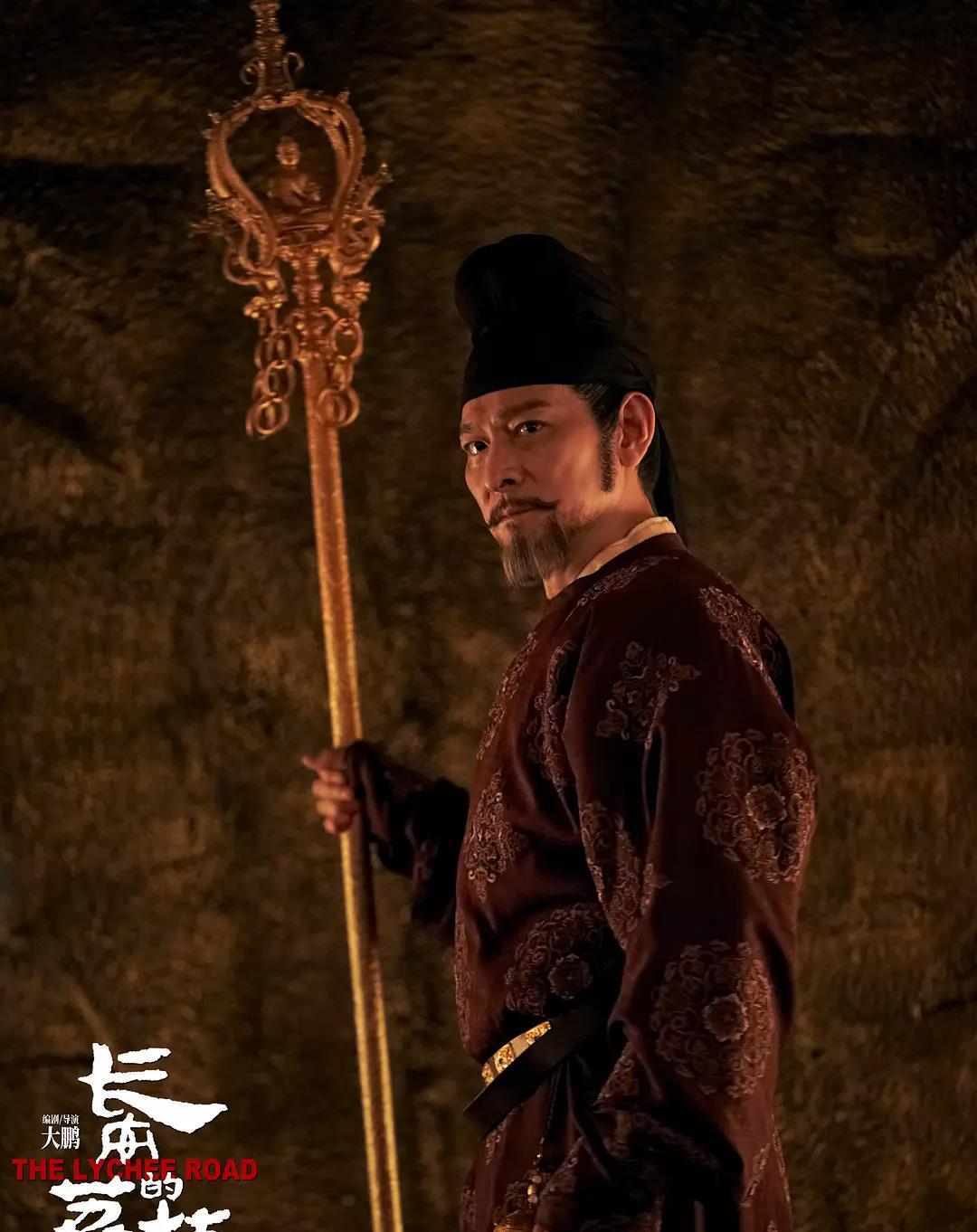 关于刘德华，有个问题，我一直不明白。就是他想跨界做导演这件事。照理说，刘