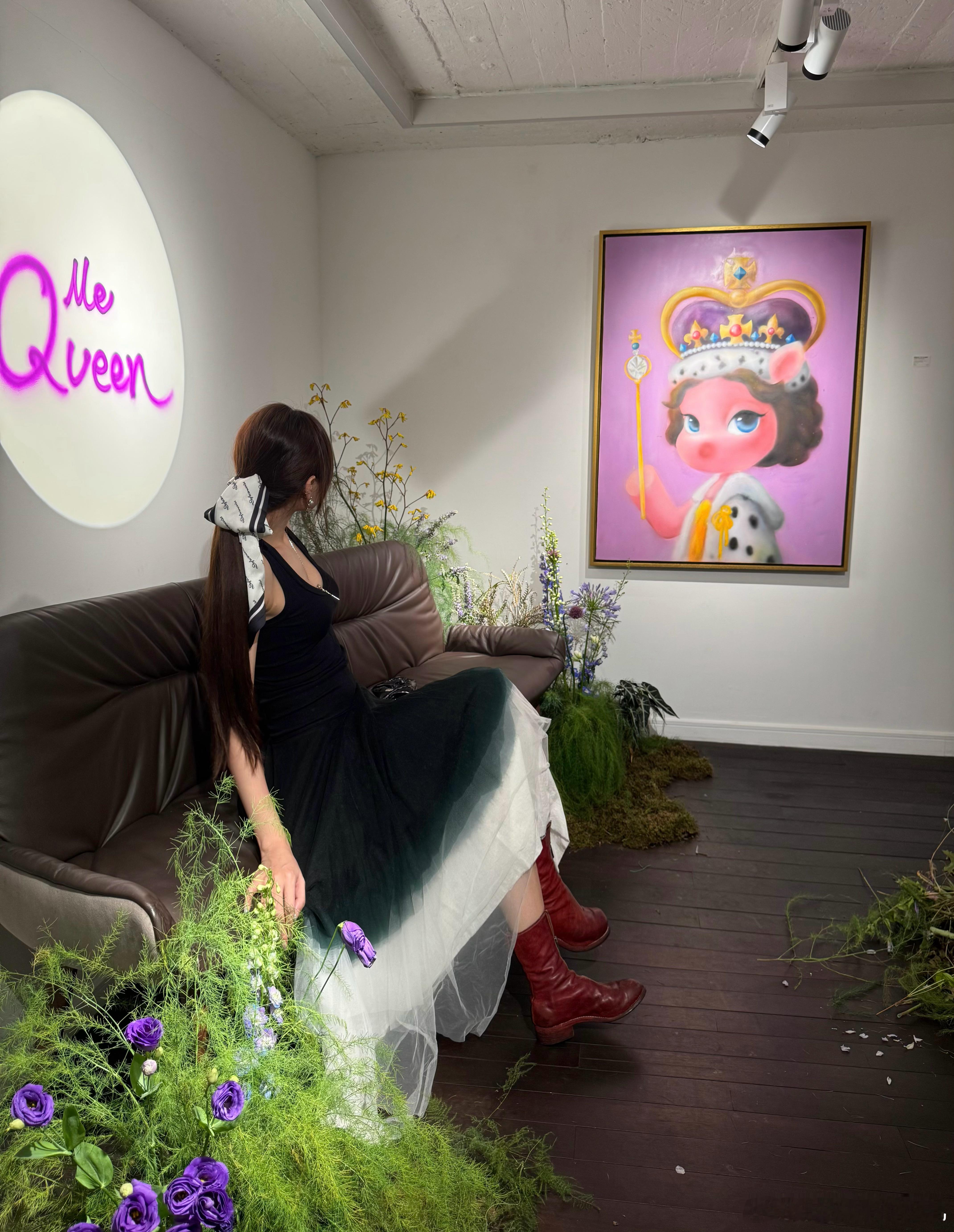 是谁有个美女画家朋友呀是我呀～​​​