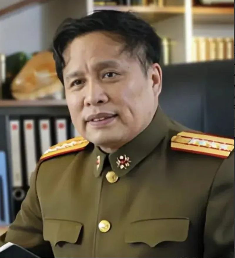 以前的马骏认为，委曲求全换不来和平，只有敢于“掀桌子”“亮肌肉”才能震慑对手，保