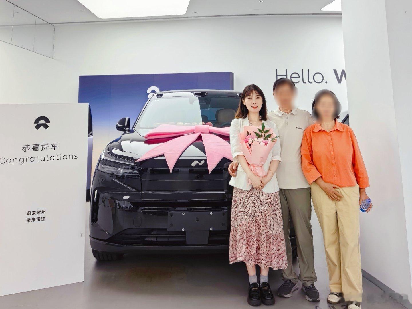 乐道品牌也发了自己的月度销量，顶住压力继续前进，持续澄清乐道产品价值，让更多人知