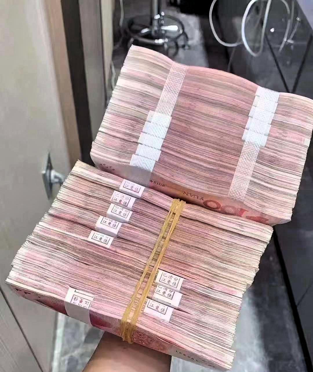 奉劝大家一句，如果你现在有20万现金，千万别脑子一热就想着去投资、买理财，