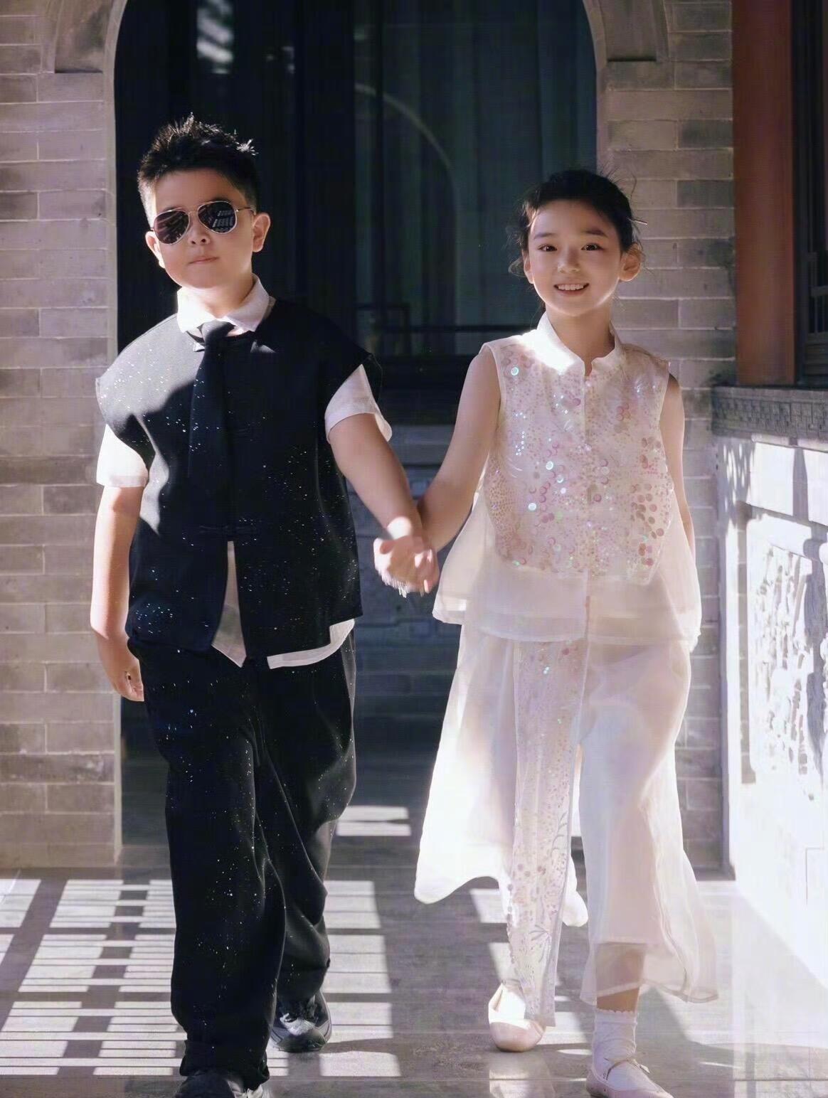 佟丽娅儿子朵朵十岁：温馨生日会，爱意满盈近日，佟丽娅为儿子朵朵精心筹备了一场