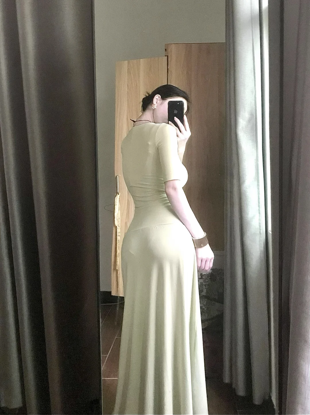 对！就是这种素素的淡人美女感！