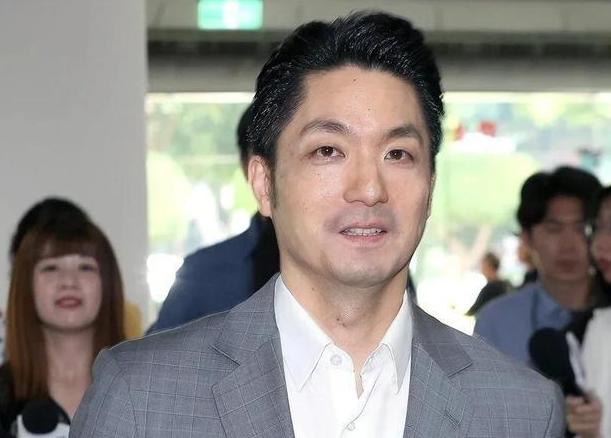 台湾政坛的天，恐怕要变了！一个近乎铁板钉钉的预言曾在岛内流传：只要蒋万安在202