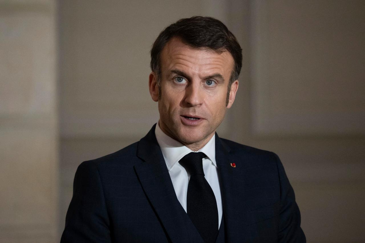 “不吃变脸这一套！”这是中方这次接待马克龙最底层的潜台词。以前我们讲“投桃报李”