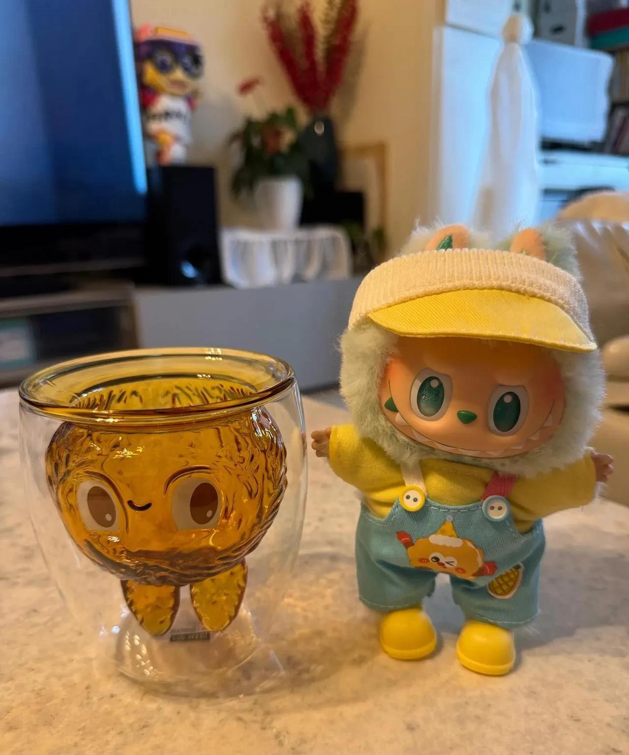 泡泡玛特到底是不是智商税呢？最近看到新闻说泡泡玛特的老板变成了河南首富。那我就