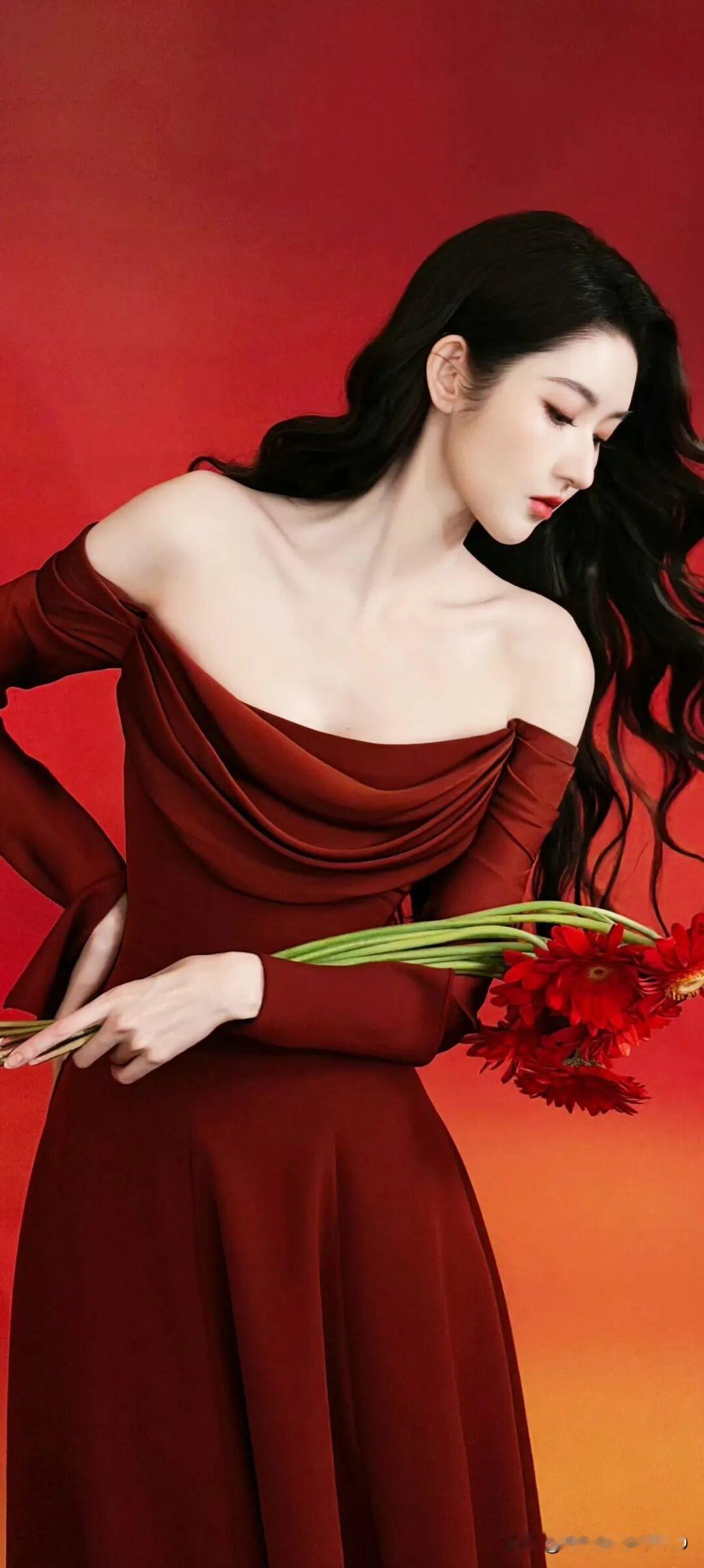 王玉雯红色长裙尽显魅力