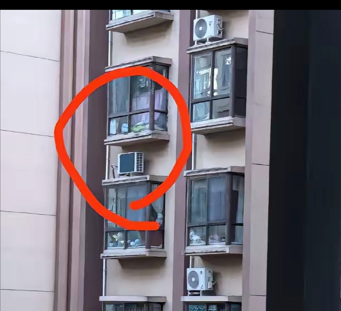 空调师傅是不是装反了，果然高手在民间啊