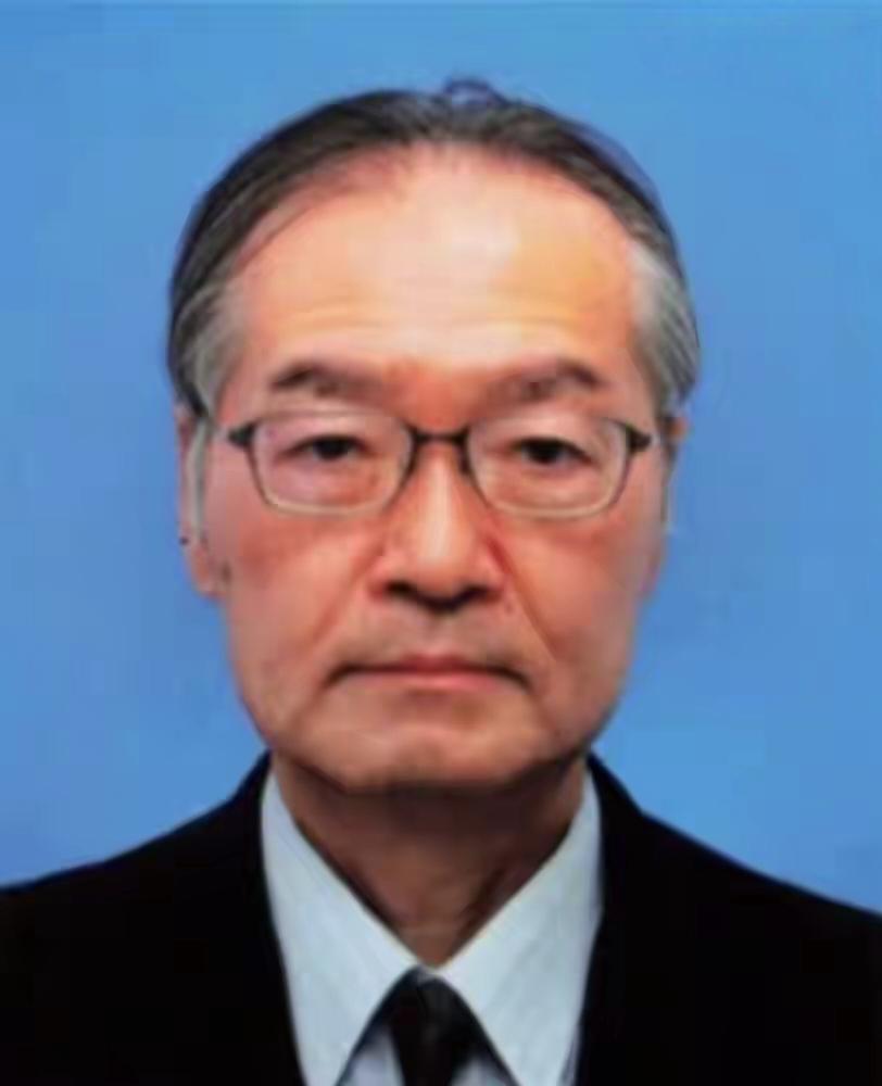 日本名牌大学62岁文学院院长商场偷拍20岁少女裙底，这次撞上了专门治偷拍的硬核法