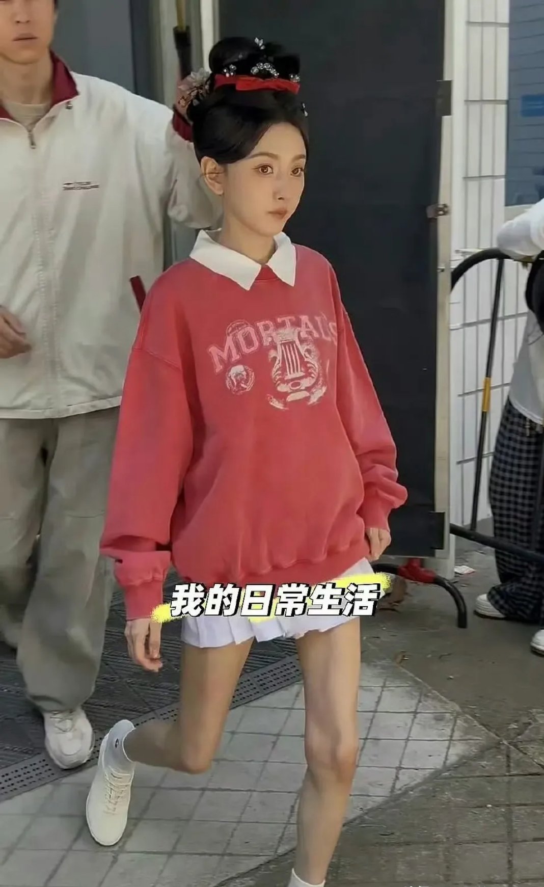 她真的好敬业，能为角色瘦成这样。