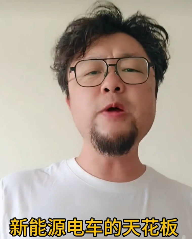 比亚迪还是太不懂宣传了看看AMG把三电机+800V都吹出花了。我要是比亚迪，
