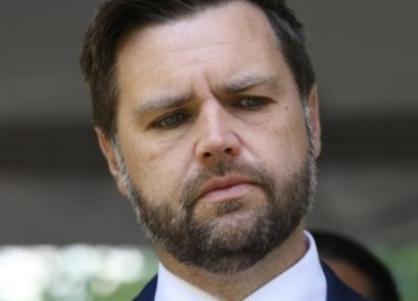 堂堂美国当朝副总统，竟在全世界面前拿战争当筹码，试图逼迫中国吞下关税苦果。话音未