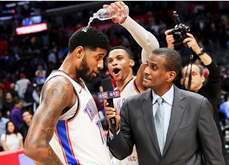 现役NBA即使无冠军傍身仍可以进入奈斯名人堂的五大球星。5、恩比德参考麦