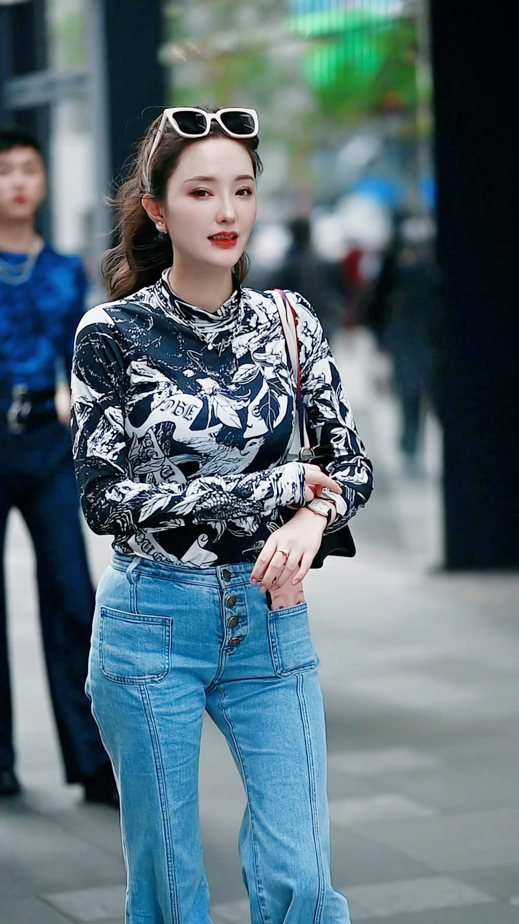 【成都街拍】周日，宝贝们早安！丨摄影拍照每日穿搭