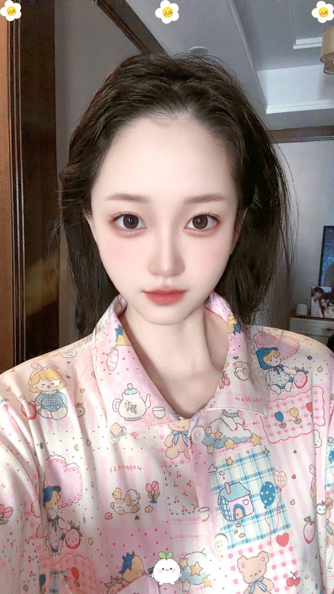 每天坚持发一个 记录一只小猫咪🐱