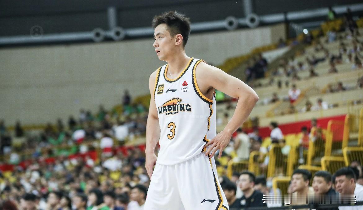 辽宁4分惜败山西！赛后球迷说道：1.赵继伟的复出带动了全队气势，大家都打的非